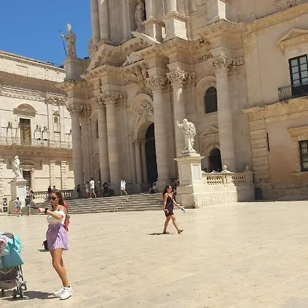 Casa Borgia * Syrakuzy